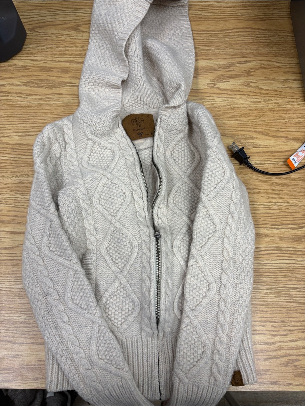 TNA Ladies Inis Meain Lambswool Cream Cable-Knit Zip Hoodie